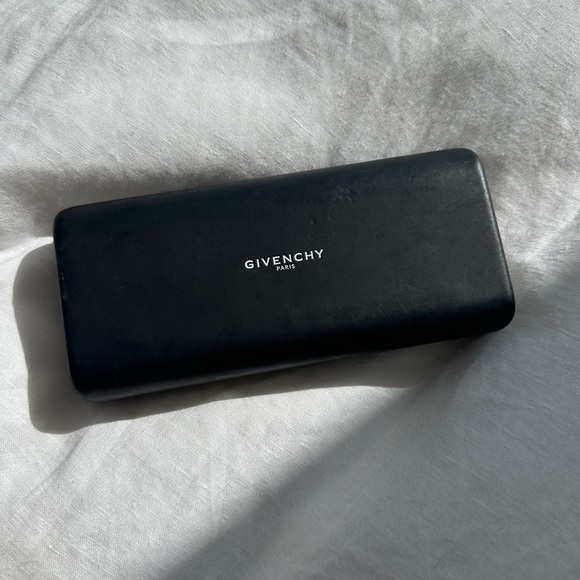 Givenchy Sunglasses - Picture 2 of 5